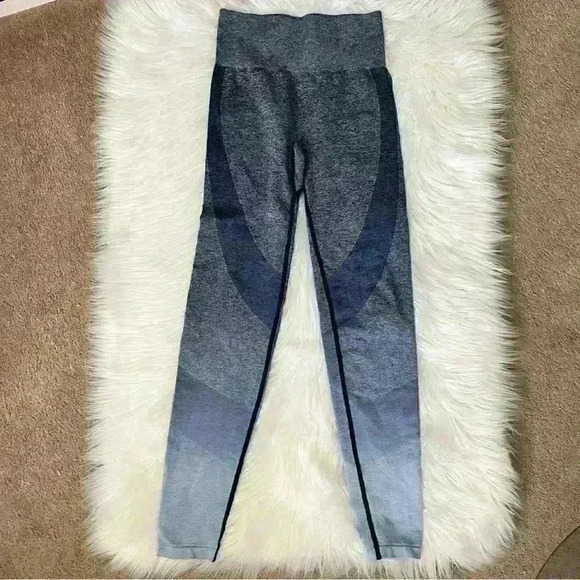 Victoria’s Secret PINK Seamless Contour Leggings Blue Ombré XS - Picture 1 of 9